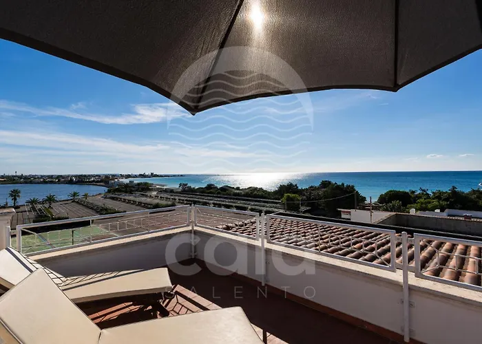 Attico Lux Vista Mare - Spiaggia A 50 M By Cala Salento